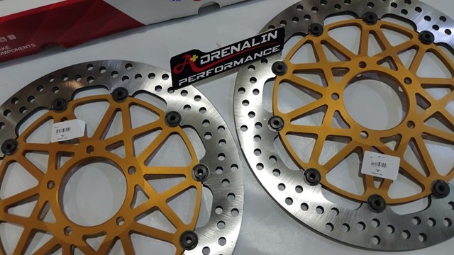 จานเบรคหน้า brembo HP supersport สำหรับ Hyper 950