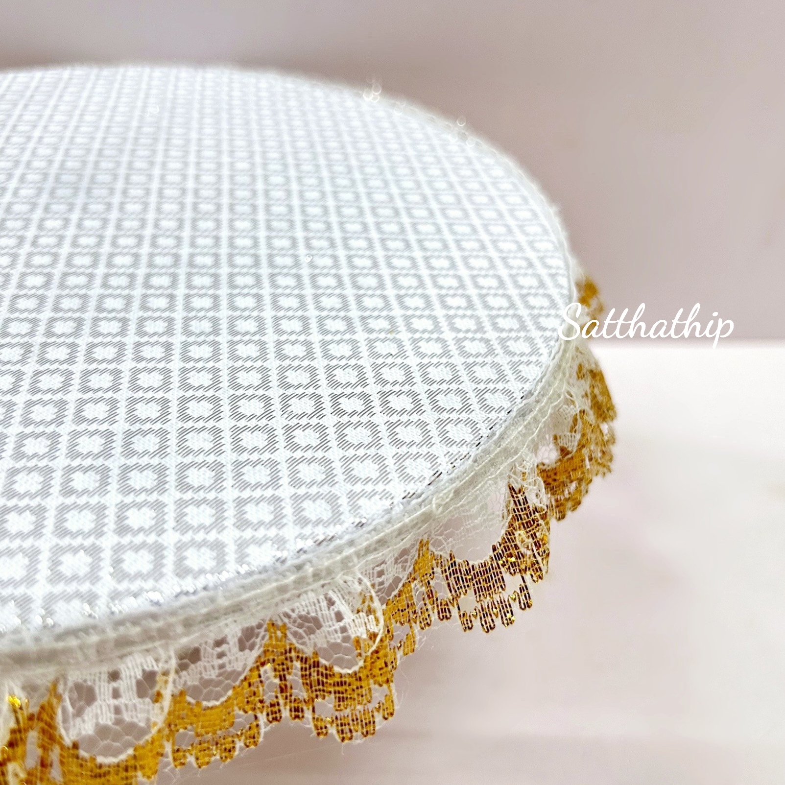 พานแก้วปูผ้ารอง ขนาด เส้นผ่าศูนย์กลาง 8 นิ้ว