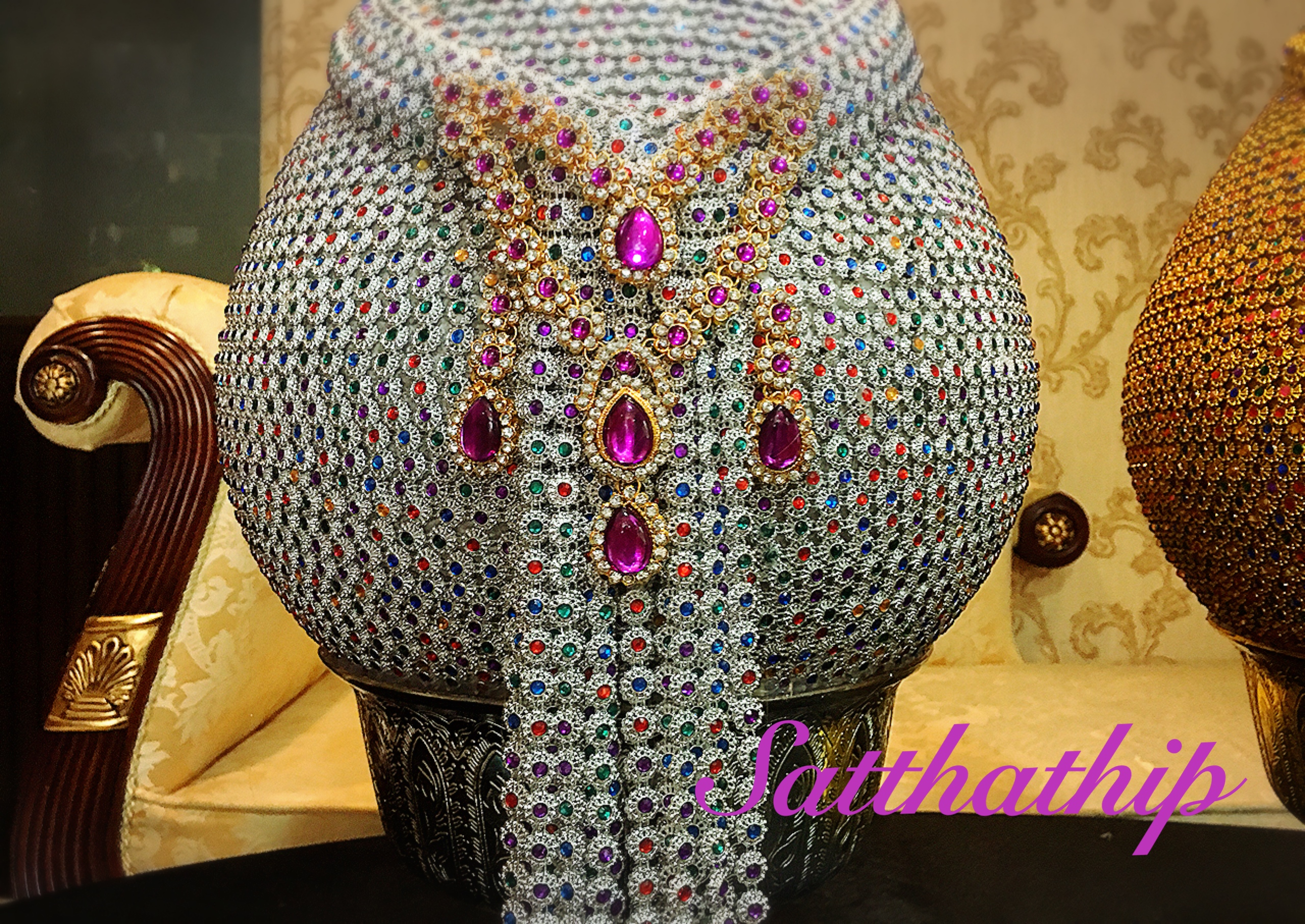 พานพุ่ม - พานพุ่มสักการะ - พานพุ่มเงินทอง - พานพุ่มนพเก้า [12 นิ้ว/ 6,800บาท/คู่]