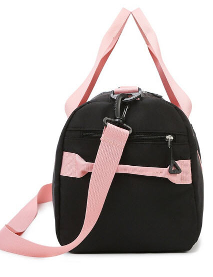 กระเป๋าใส่เสื้อผ้า,กระเป๋าถือเดืนทาง