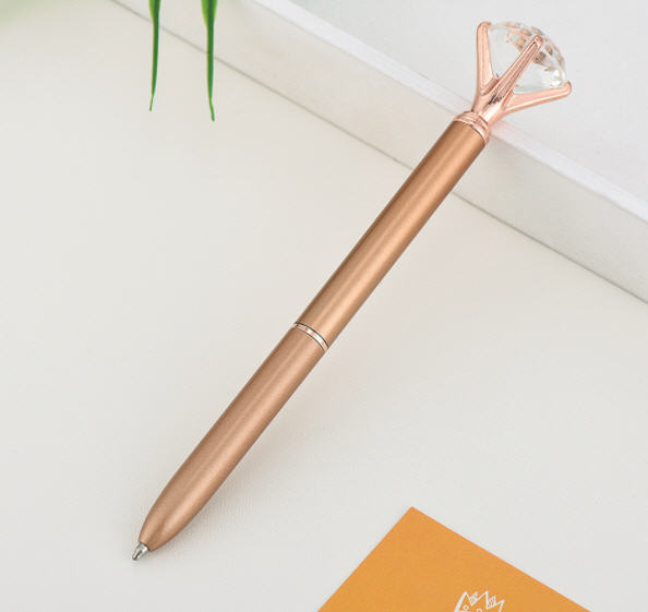 ปากกา,ปากกาด้ามเพชร,ปากกาหัวเพชร,ของชำร่วย