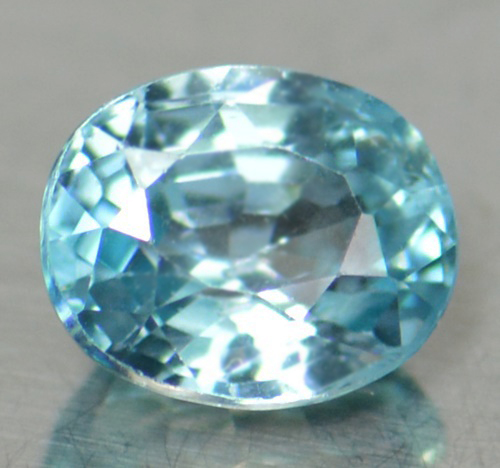 เพทาย (Blue Zircon) 1.20 กะรัตสีฟ้า
