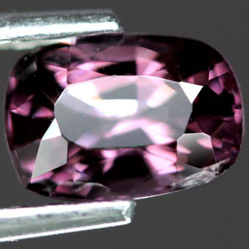 พลอยสปิเนล (Spinel) 1.15 กะรัตสีม่วงลดราคา