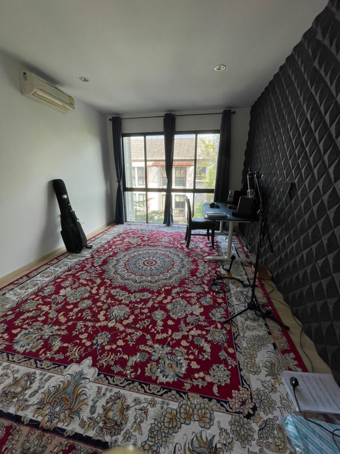 Areeya Mandarina Sukhumvit77