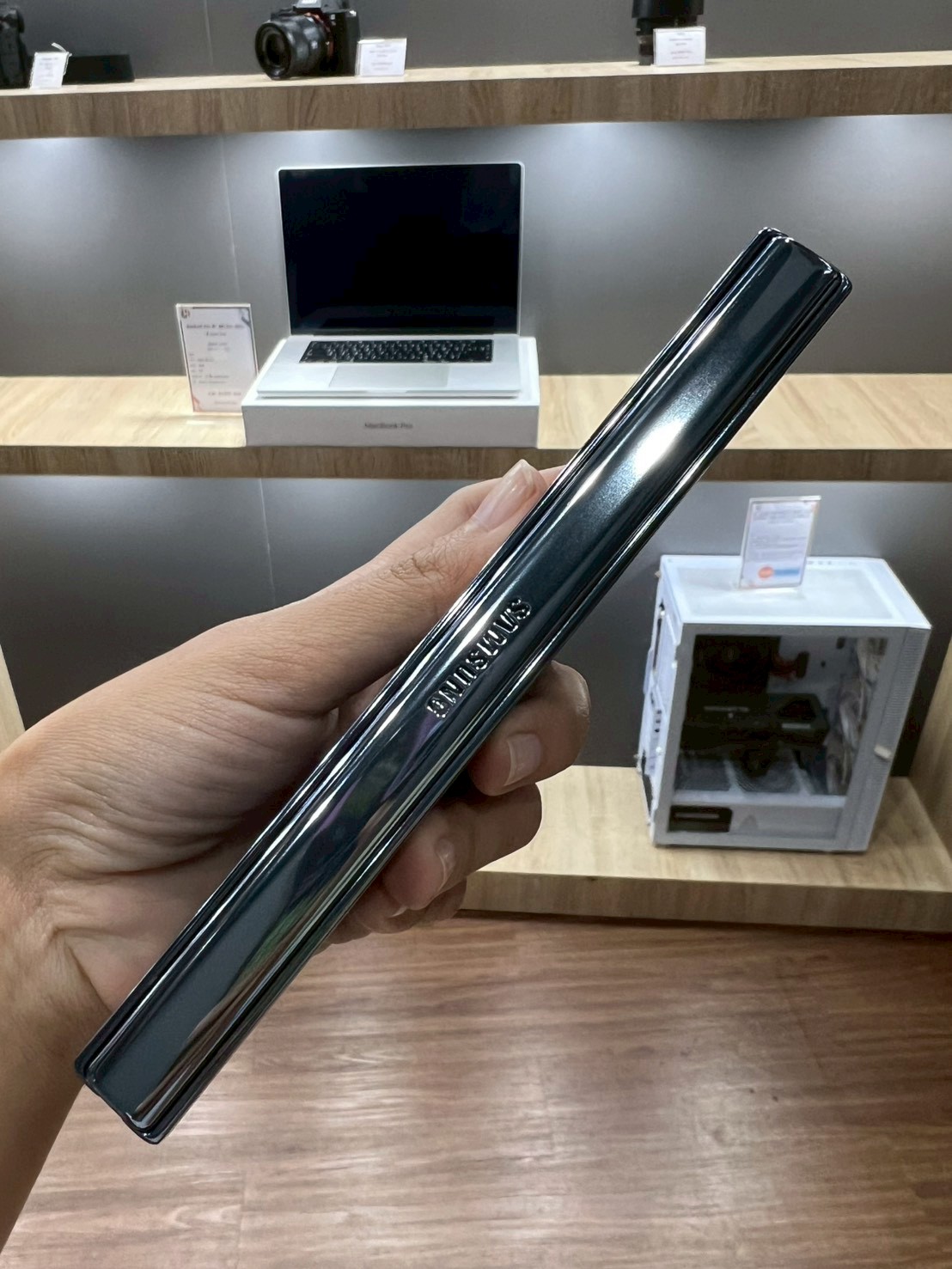 Samsung Galaxy Z Fold 4 12/512GB สี Graygreen