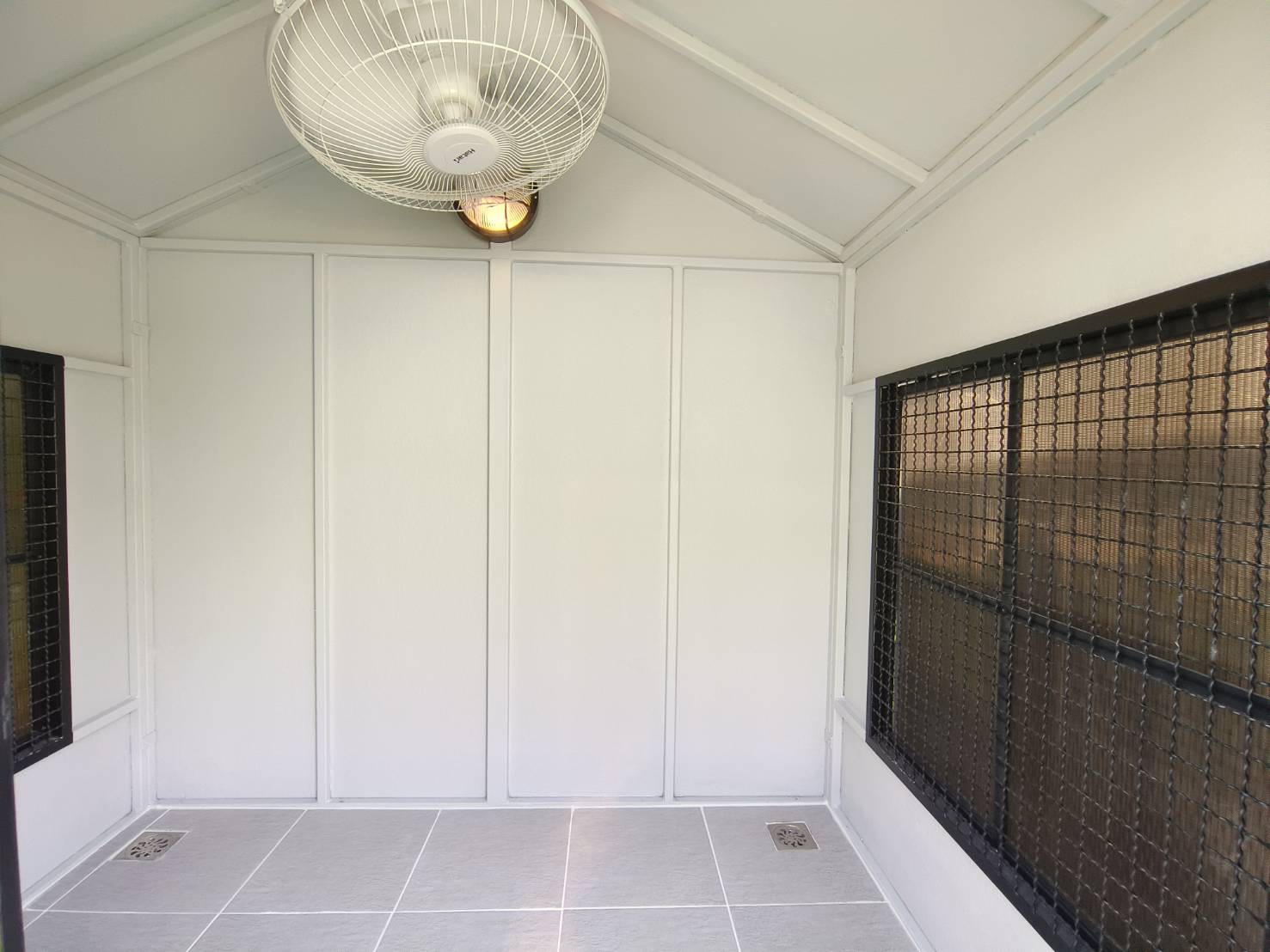 บ้านหมา ติดพัดลม มีมุ้งลวด + ตะแกรงเหล็ก แบบบ้าน 𝑵𝒐𝒓𝒅𝒊𝒄 𝒔𝒕𝒚𝒍𝒆🏡🤎