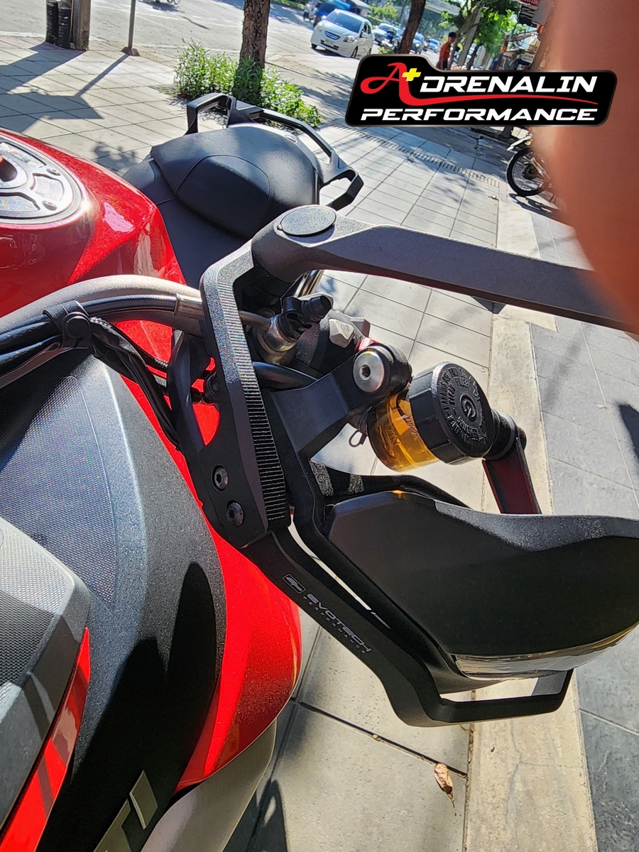 การ์ดแฮนด์ พร้อมตุ้มถ่วงน้ำหนัก Evotech สำหรับ multistrada 950,1200,1260 ปี 2015+