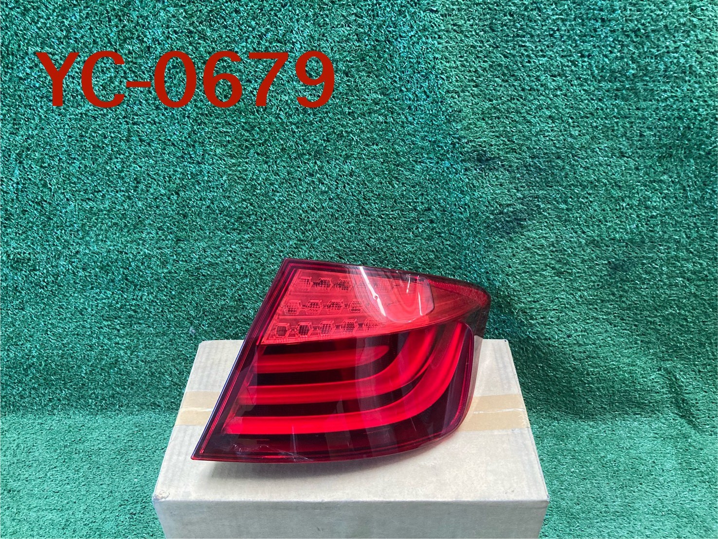 ไฟท้าย R BMW 520d แท้มือสอง