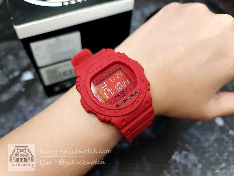 CASIO G-SHOCK นาฬิกาข้อมือ นาฬิกากันน้ำ นาฬิกาของแท้ ประกันศูนย์ CMG 1 ปี รุ่น DW-5735C-4D