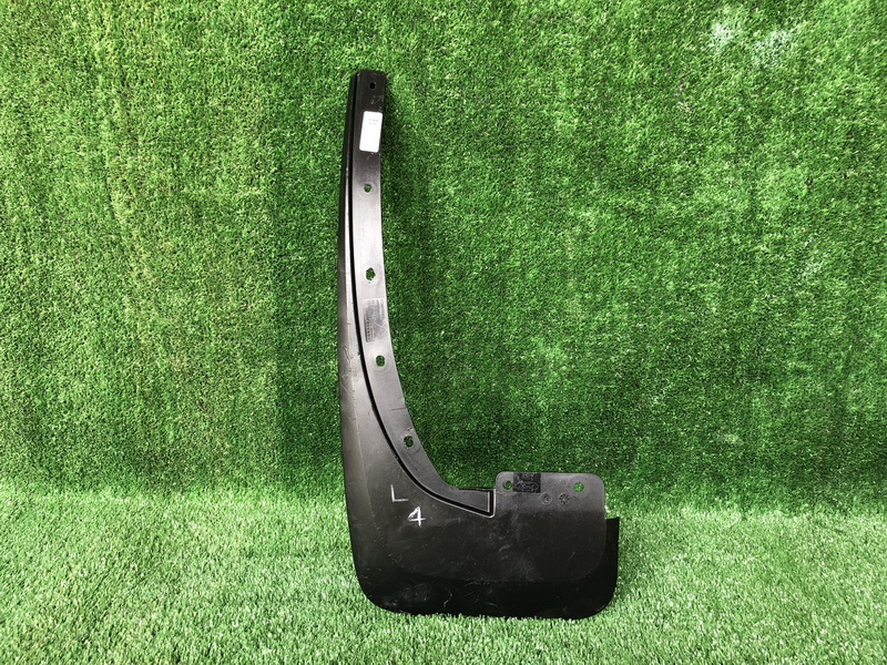 แผ่นกันโคลนรถยนต์