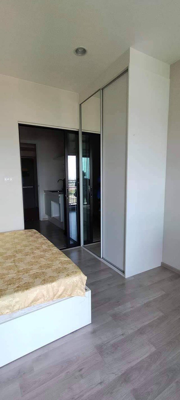 Plum Condo Central Station