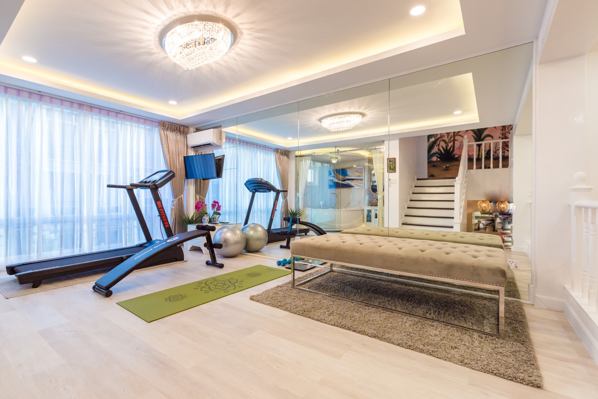 Luxury Newly Decorated Private Home available for Rental