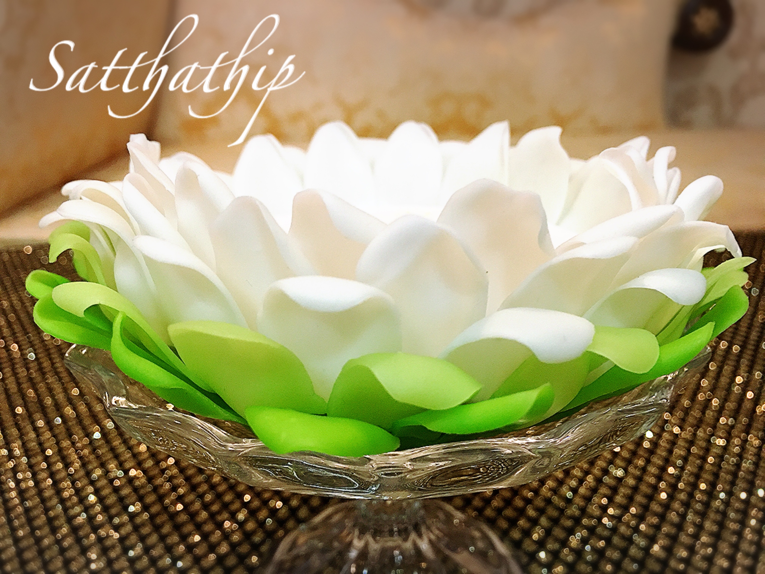 ถาดมะลิ ประดิษฐ์จากดิน/ ฐานรองพระ ประดิษฐ์จากดิน/ ถาดมะลิ-Lotus Tray