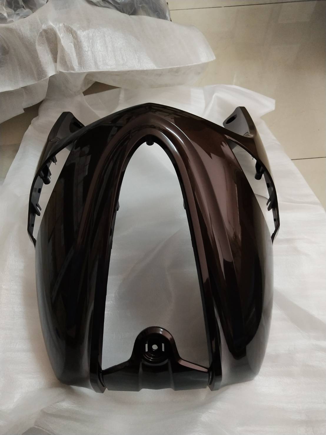 บังลมหน้าสีน้ำตาล FILANO ปี 2012-2013 หัวฉีด อะไหล่แท้ YAMAHA 1WC-F8311-00-P7