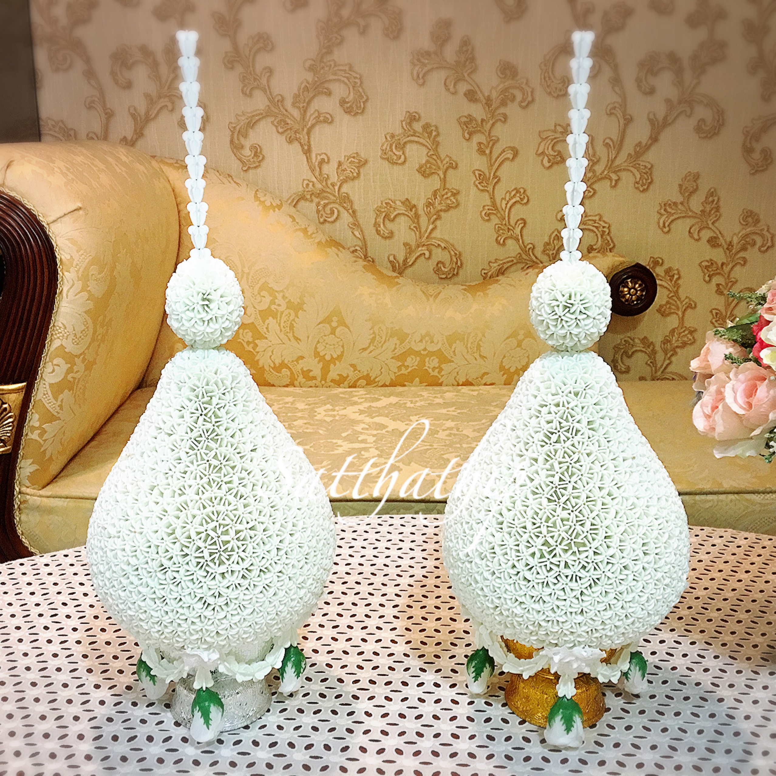 พานพุ่ม - พานพุ่มสักการะ - พานพุ่มดอกรัก - พานพุ่มดอกรักประดิษฐ์ (พลาสติก) - พานพุ่มสีขาว - Panpum