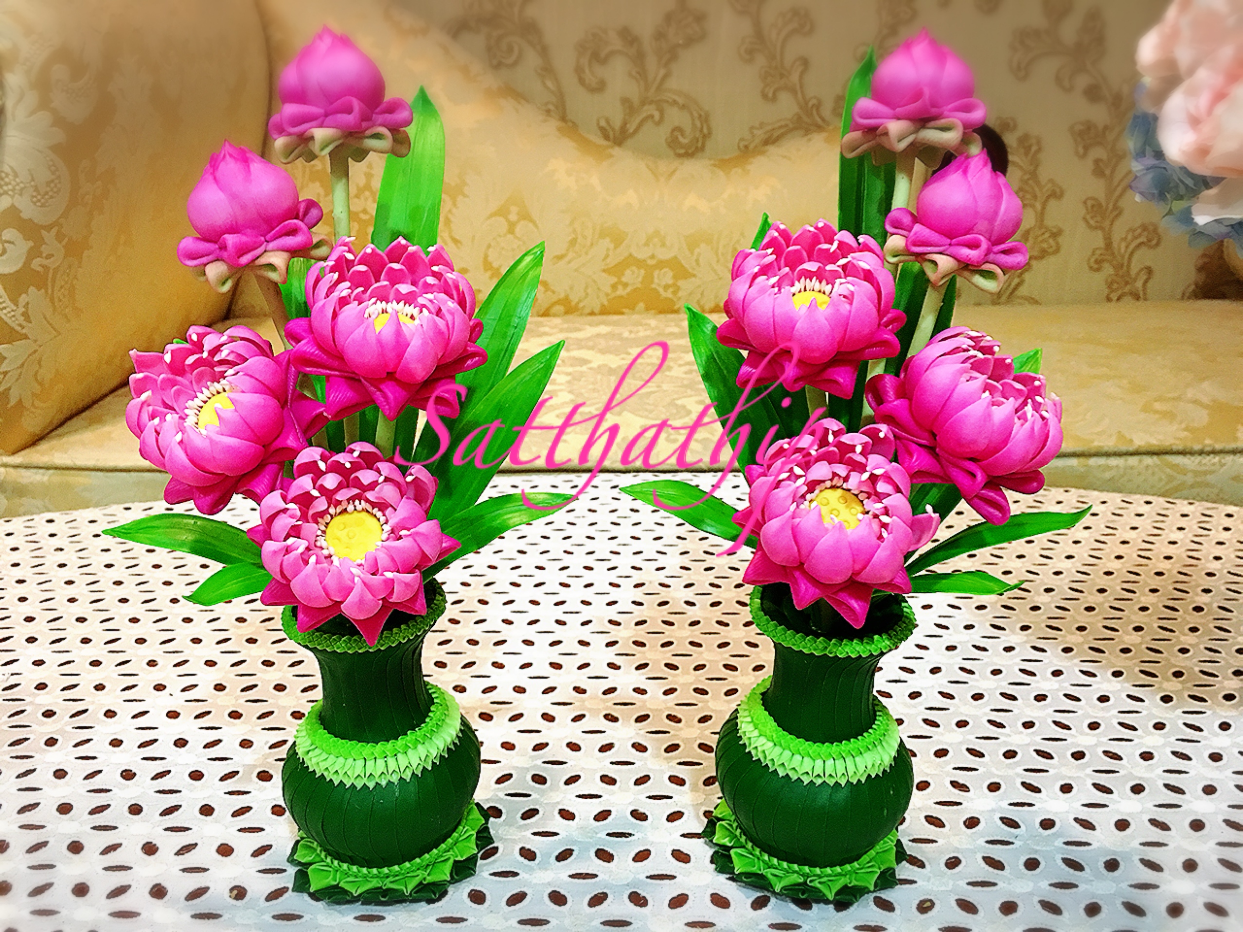 แจกันดอกบัว - ดอกบัวประดิษฐ์ - แจกันดอกบัวหลวงสีชมพู (ข้างละ 5 ดอก) ประดิษฐ์จากดิน - แจกันดอกบัวประดิษฐ์ - Lotus Flower