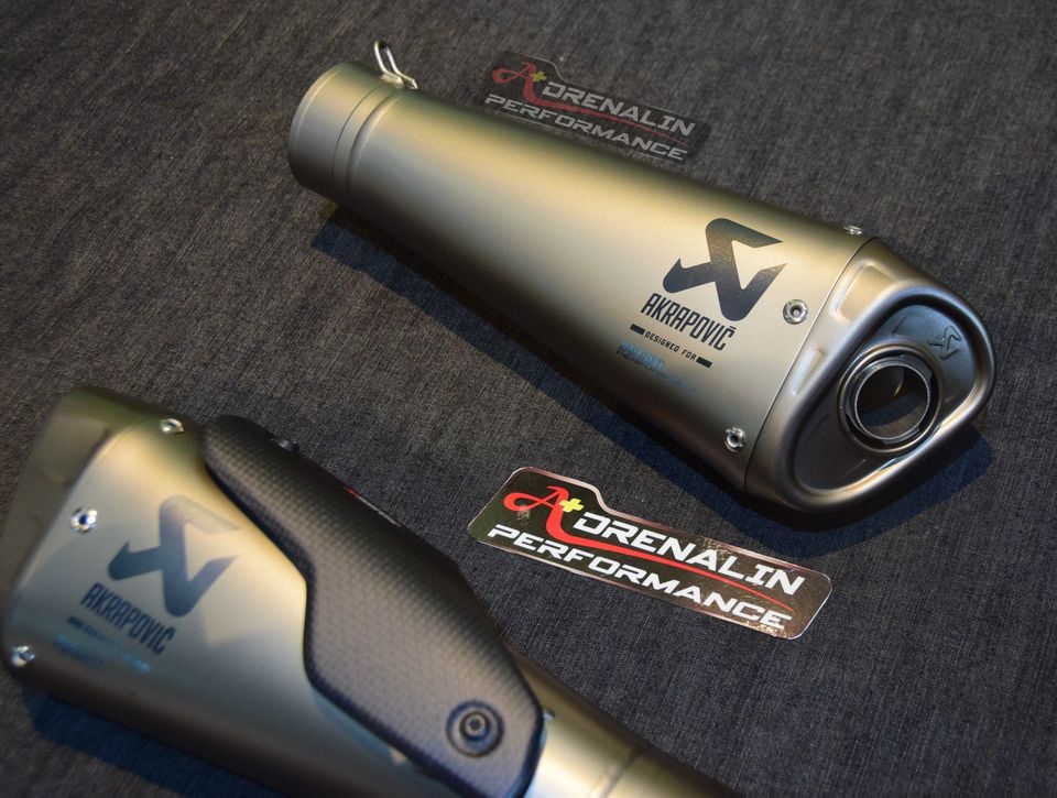 ท่อ Akrapovic full system สำหรับ Street fighter V4 (For Exhibition only)