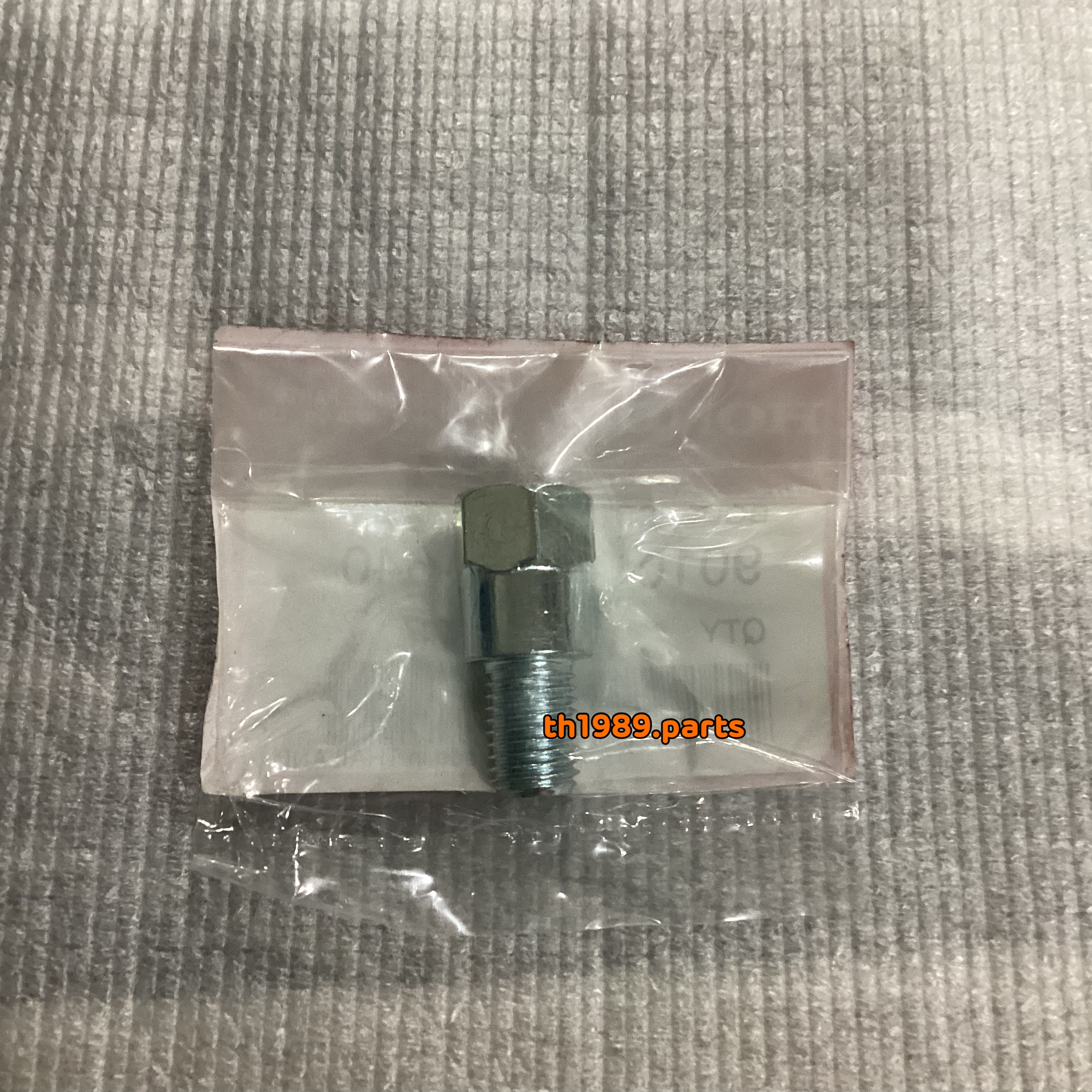 90101-KWW-640 โบ้ลท์ข้อต่อกระจกมองหลัง, 10 มม. WAVE110i 2012-2018 , DREAM110i 2011 , WAVE125i 2012-2019 อะไหล่แท้ HONDA