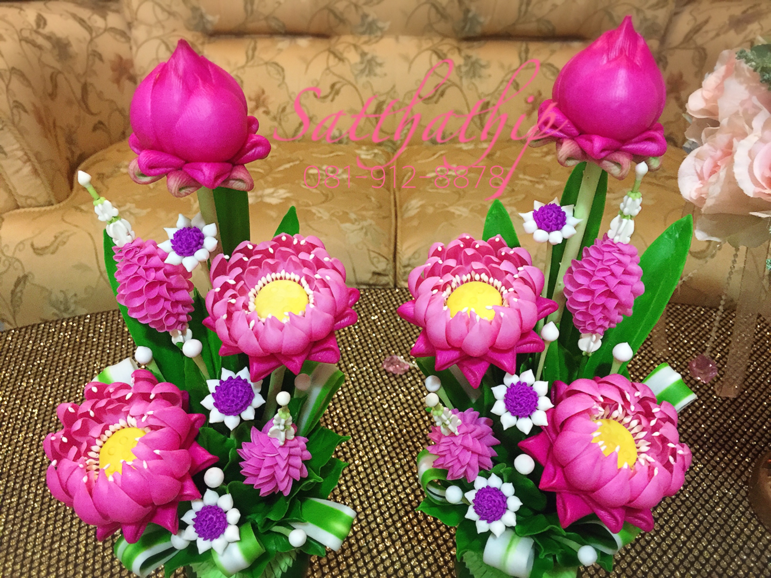 แจกันดอกบัว - ดอกบัวประดิษฐ์ - แจกันดอกบัวพับสีชมพูอมม่วง (ข้างละ 3 ดอก) ประดิษฐ์จากดิน - แจกันดอกบัวประดิษฐ์ - Lotus Flower