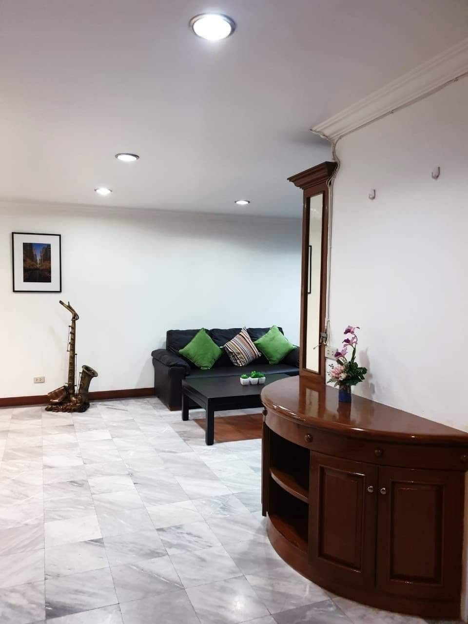 Acadamia Grand Tower Pet friendly for rent
