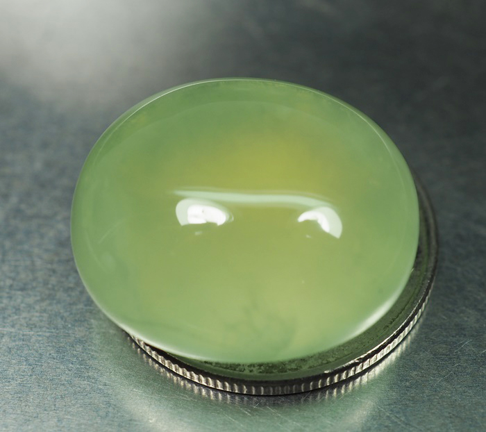พรีไนท์สีเขียวสวย (Prehnite) 27.35 กะรัต
