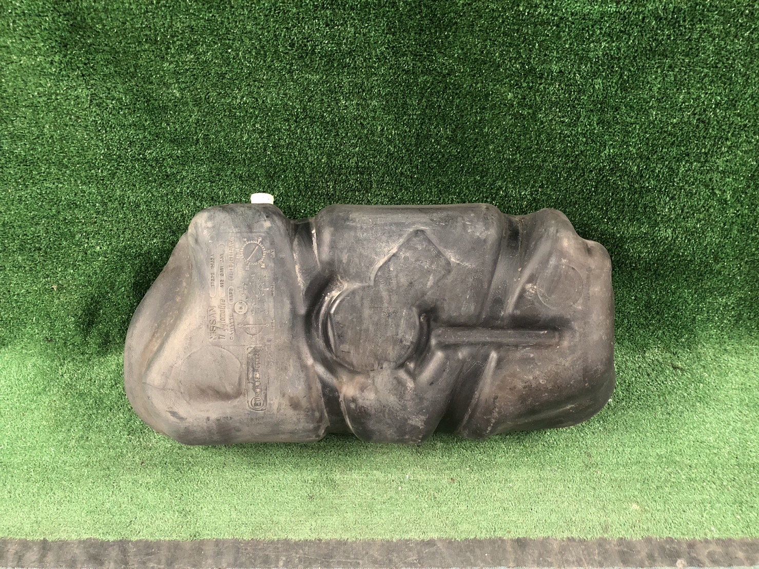 ถังน้ำมัน+ปั๊มติ๊ก Nissan Almera