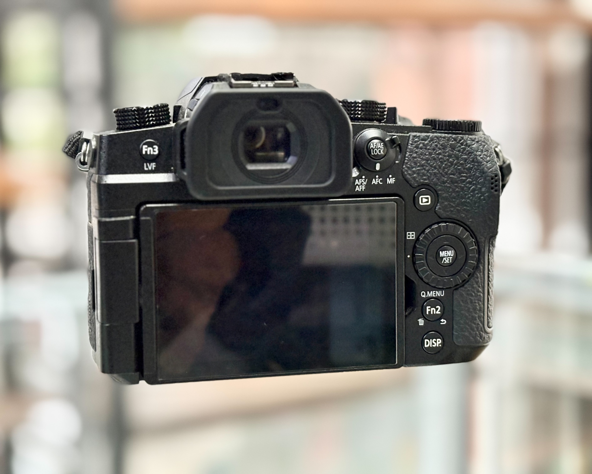 PANASONIC Lumix DC-G95 + Lumix Vario PZ 14-42 Lens