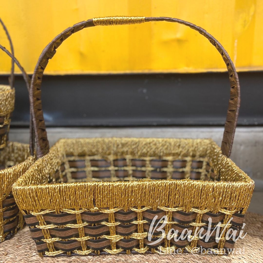 กระเช้า Code-005 VIP โครงเหล็ก ทรงรี