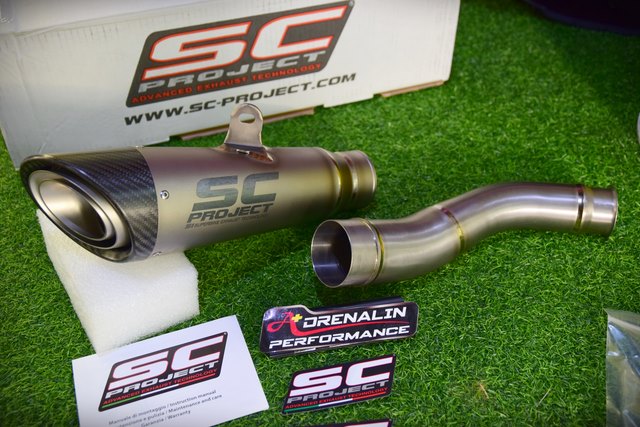 ท่อ SC Project Slip-on รุ่น S1 (คอตรง) สำหรับ Triump Street Triple 765 (For Exhibition only)