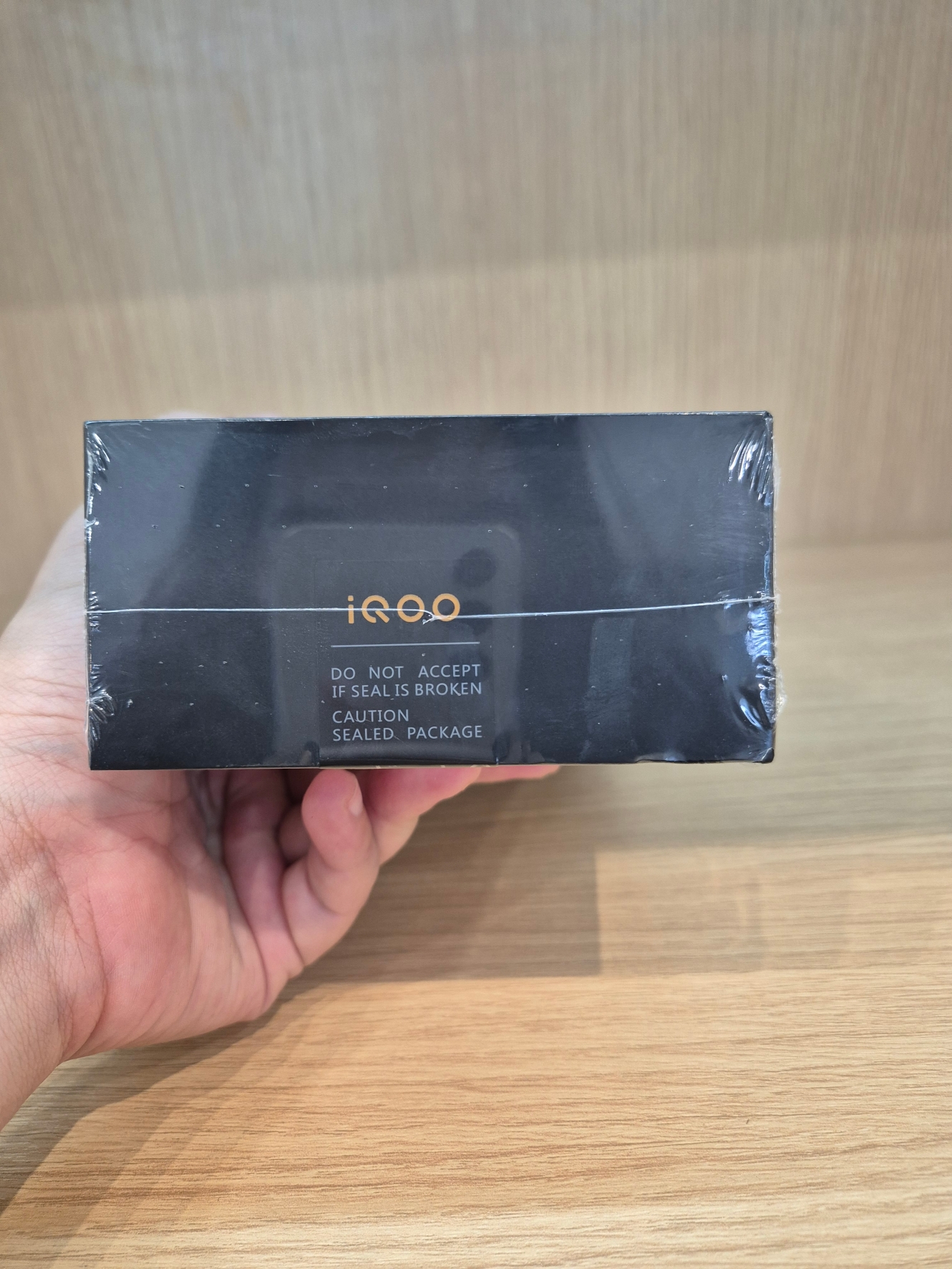 iQOO 13 5G (16+512GB) Alpha Black