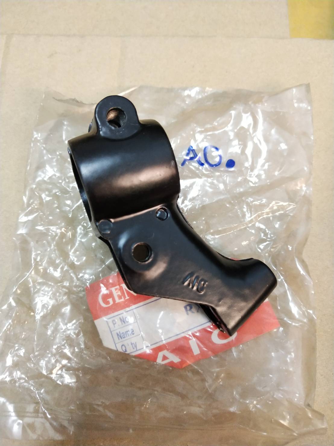 หูยึดกระจก สำหรับรุ่น RXS อะไหล่เทียบ