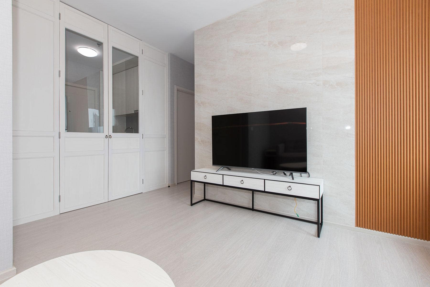 Chapter One Shine Bangpo