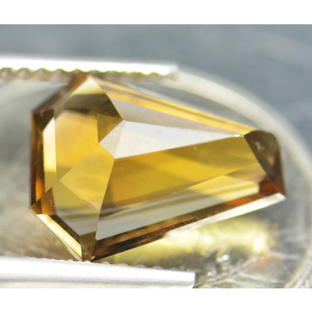 ฮันนี่ควอร์ต (Honey Quartz) 3.15 กะรัต