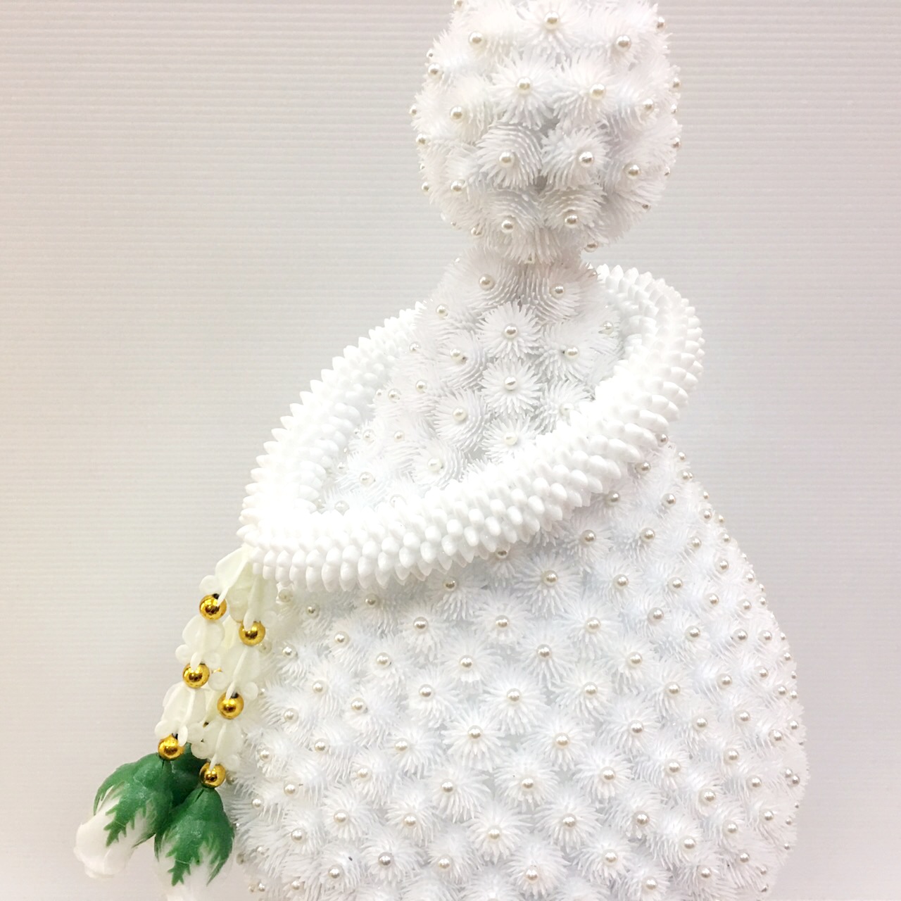 พานพุ่มดอกบานไม่รู้โรยประดิษฐ์ [8 นิ้ว/ 3,300บาท/คู่]