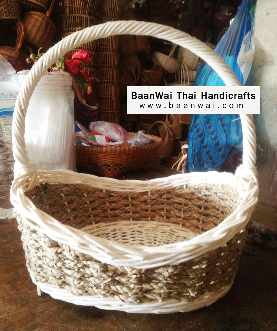 กระเช้าหวาย ตะกร้าหวาย กระเช้าปีใหม่ ลายกก