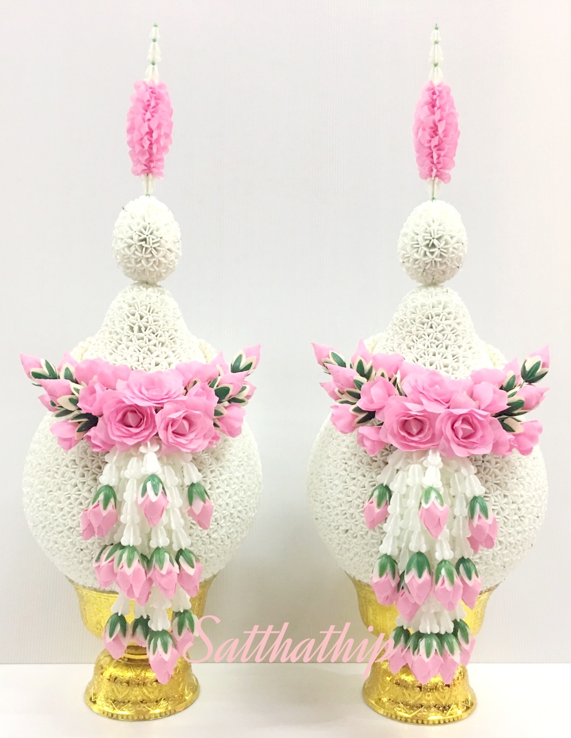 พานพุ่มดอกรักประดิษฐ์ [8"]