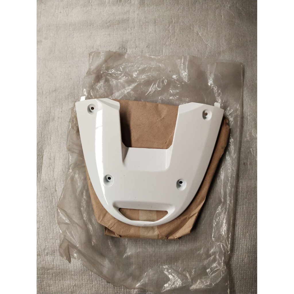 83751-KVB-900ZE ฝาครอบท้ายตัวล่างด้านหลังสีขาวมุก CLICK110I อะไหล่แท้ HONDA