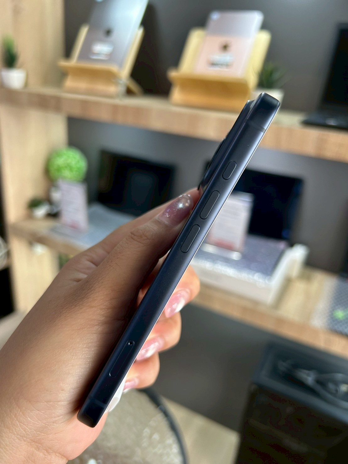 iPhone 17 Pro 1TB Deep Blue (มือ1)