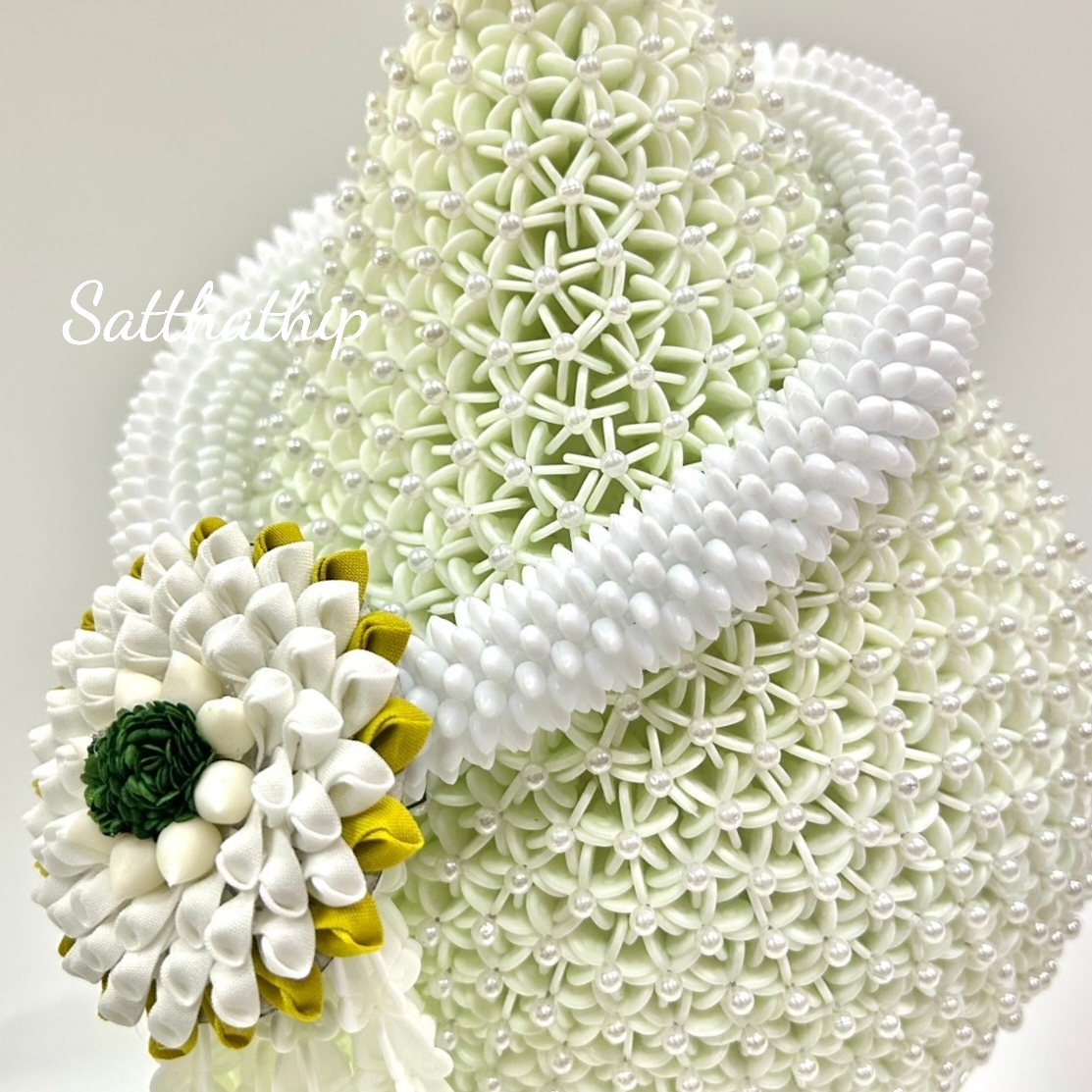 พานพุ่มดอกรักประดิษฐ์ [7"]