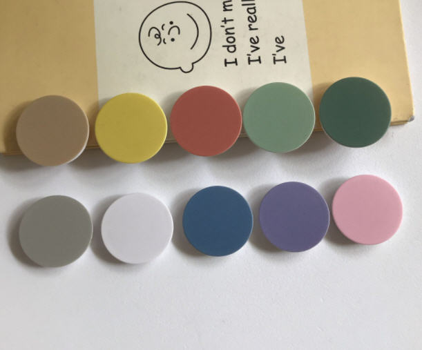 โรงงานผลิต,อุปกรณ์เสริมมือถือ,อุปกรณ์ยึดโทรศัพท์ติดกับนิ้ว,แหวนมือถือ,แหวนโทรศัพท์,รับสกรีนโลโก้,ออกแบบเอง,ที่ยึดมือถือ