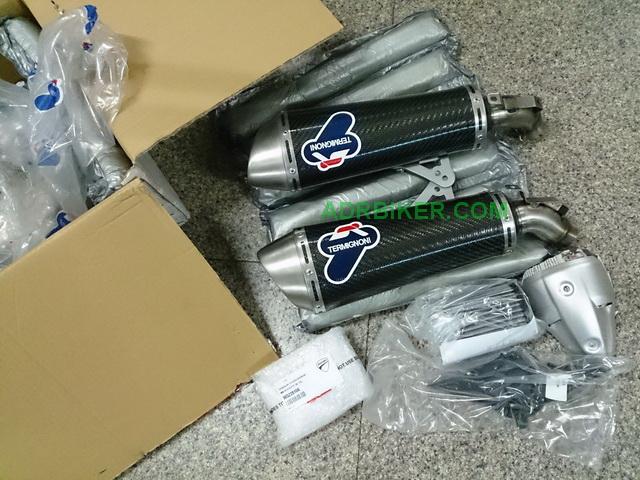 ท่อคู่ Termignoni สำหรับ Ducati Monster 696, 795, 796 (For Exhibition only)
