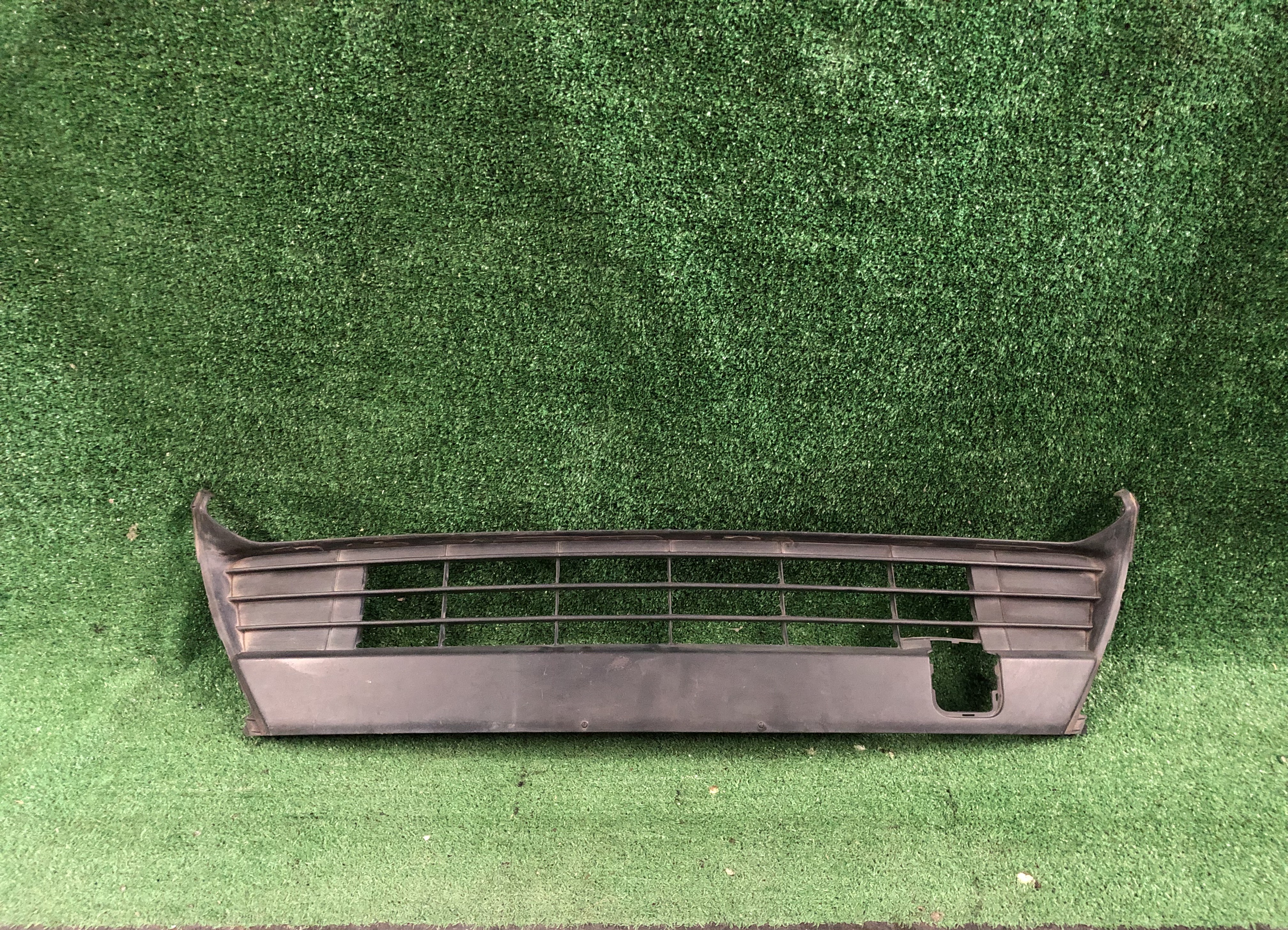 ช่องลมกันชนหน้า Toyota Yaris 2014-16