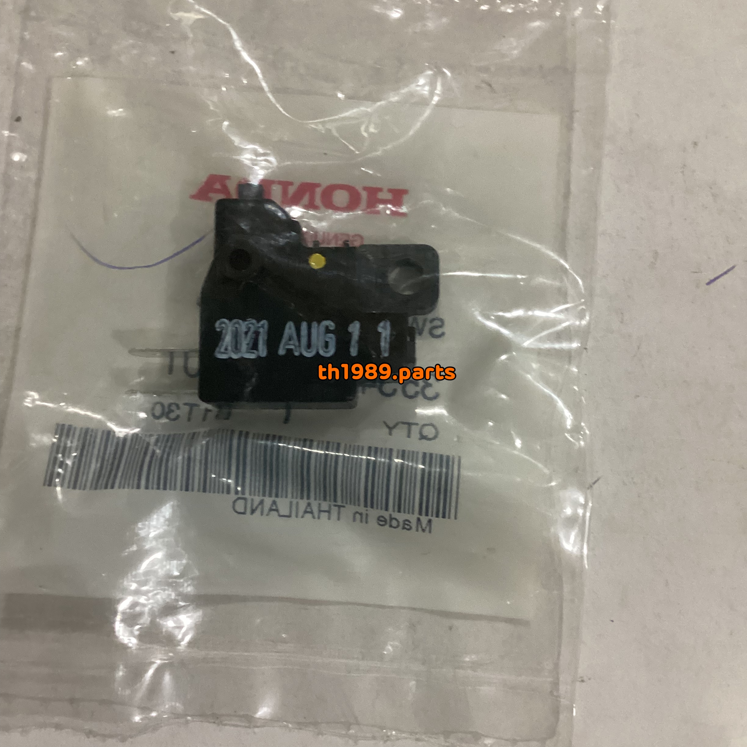 35340-KWB-601 ชุดสวิตช์ไฟเบรกหน้า WAVE110i 2012-2022 , CLICK125i 2012-2019 , ZOOMER-X 2012-2019 อะไหล่แท้ HONDA