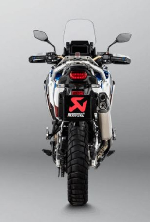 ท่อ Akrapovic สำหรับ CRF1100L Africa twin 2020+ (For Exhibition only)