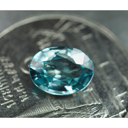 เพทาย (Blue Zircon) 1.40 กะรัตสีฟ้า
