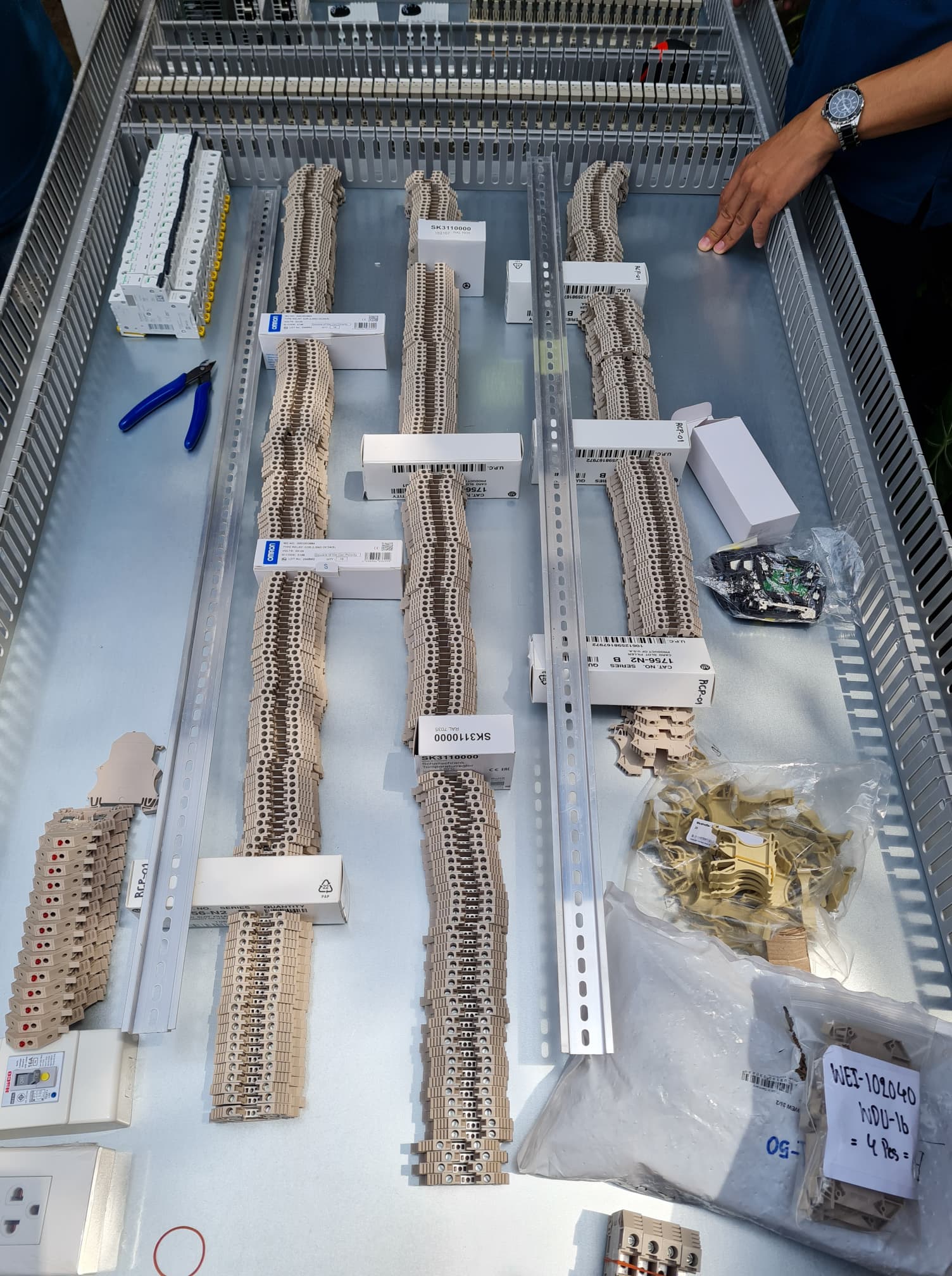 Assembly Wiring Control Box Allen-Bradley PLC