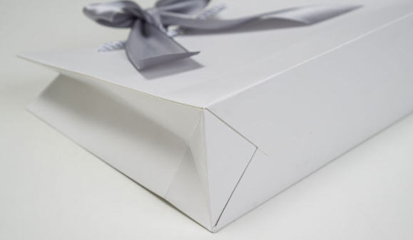 ถุงกระดาษพร้อมโบว์,ถุงกระดาษ,ถุงของขวัญ,มี 4 ขนาดให้เลือก