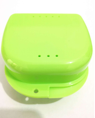 กล่องเก็บรีเทนเนอร์,กล่องรีเทนเนอร์,กล่องใส่รีเทนเนอร์