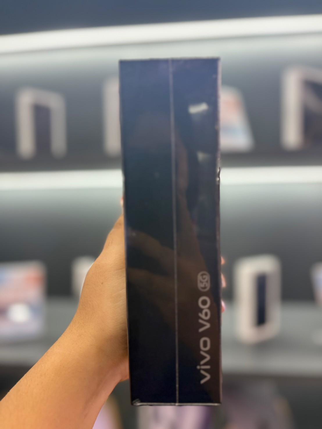 Vivo V60 5G (12+256) สี Berry Purple