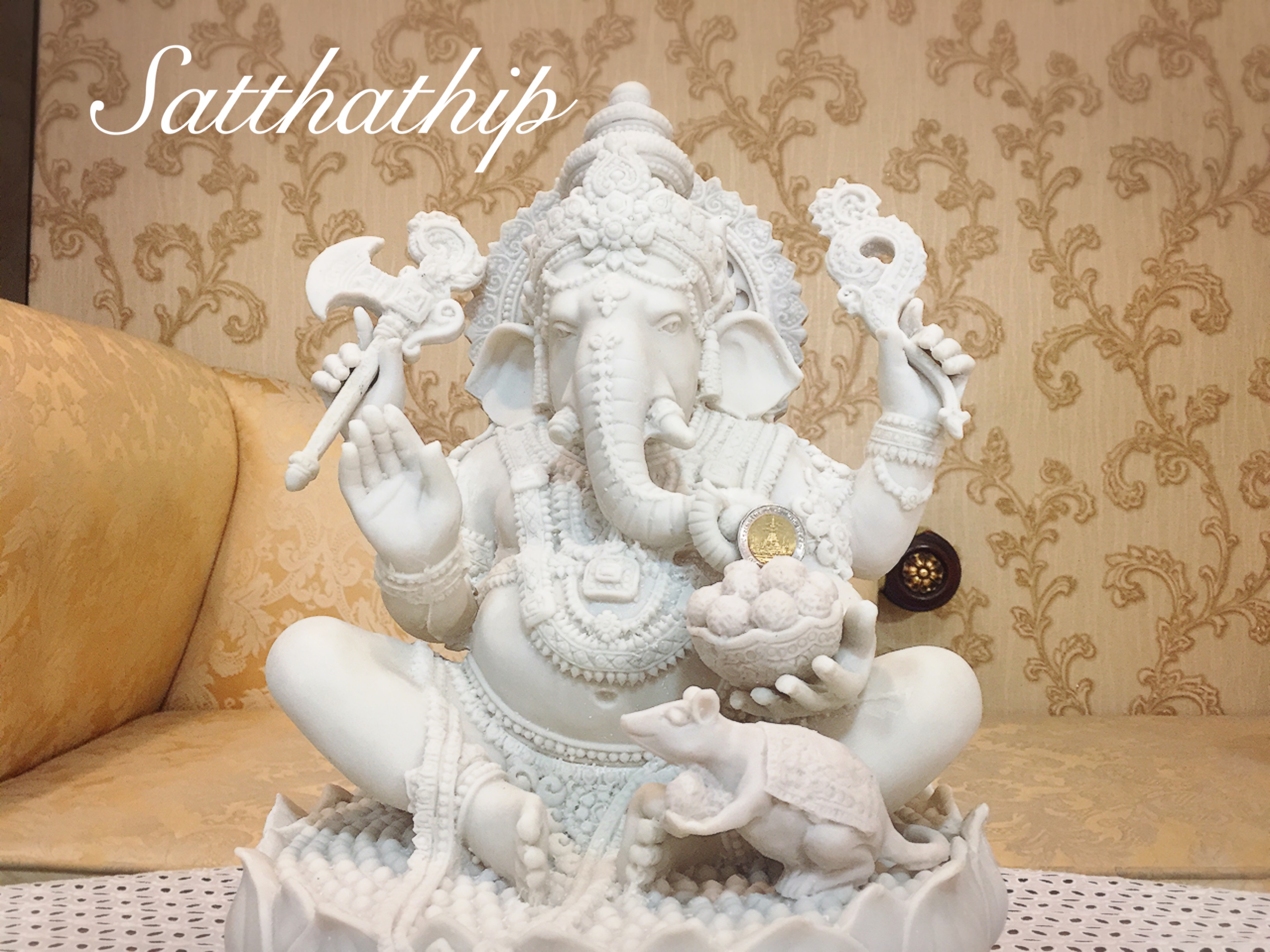 พระพิฆเนศ ปางสัมปทายะคเณศ (เรซิ่น) - Ganesha: Lord of Success